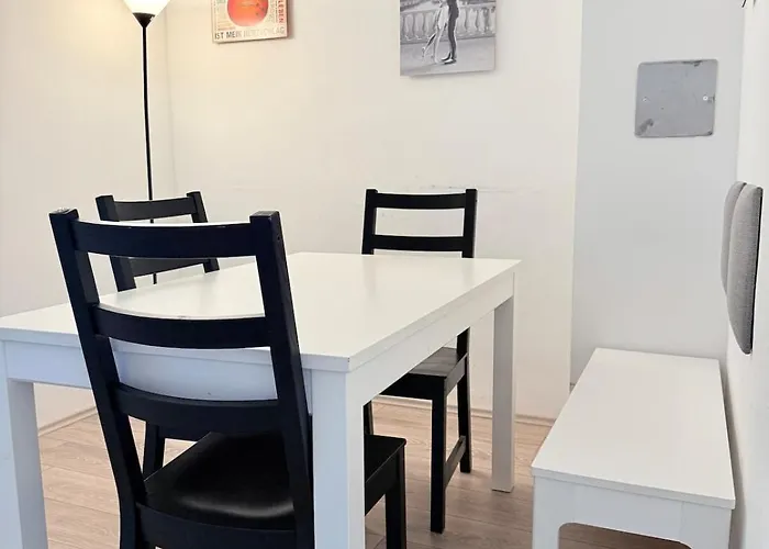 Peaceful For 4 Apartment *