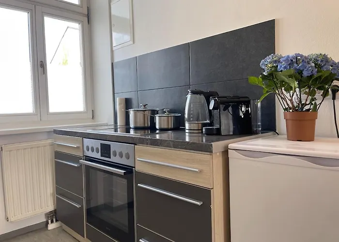 Peaceful For 4 Apartment